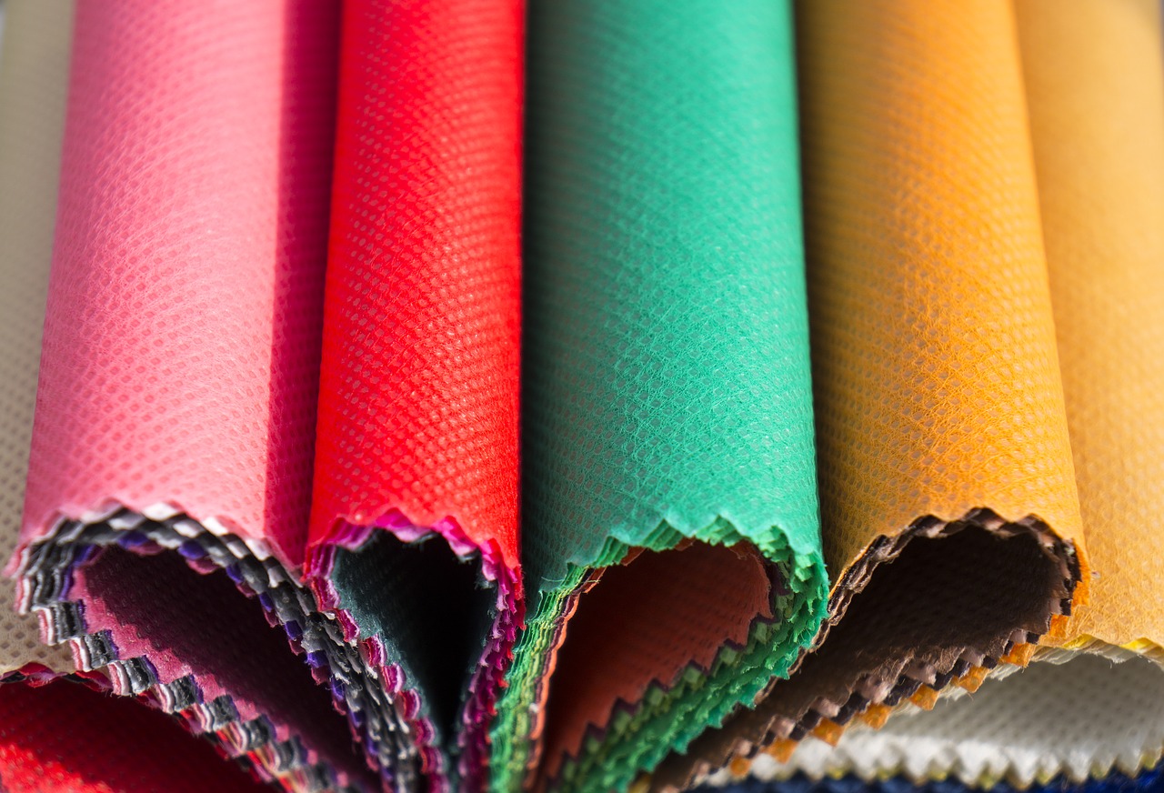The historical development of non-woven materials
